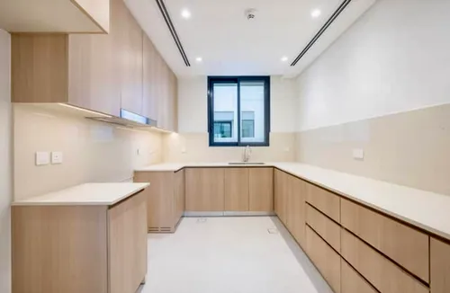 4 Bedrooms Villa in Caya 2