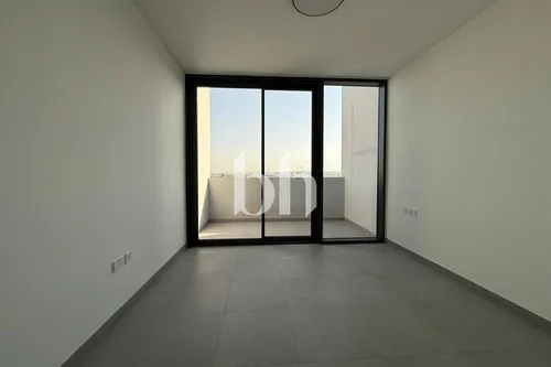 Move in now and Enjoy a Luxurious Lifestyle in a Vibrant Community In