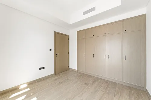 4 Bedrooms Townhouse in Damac Lagoons