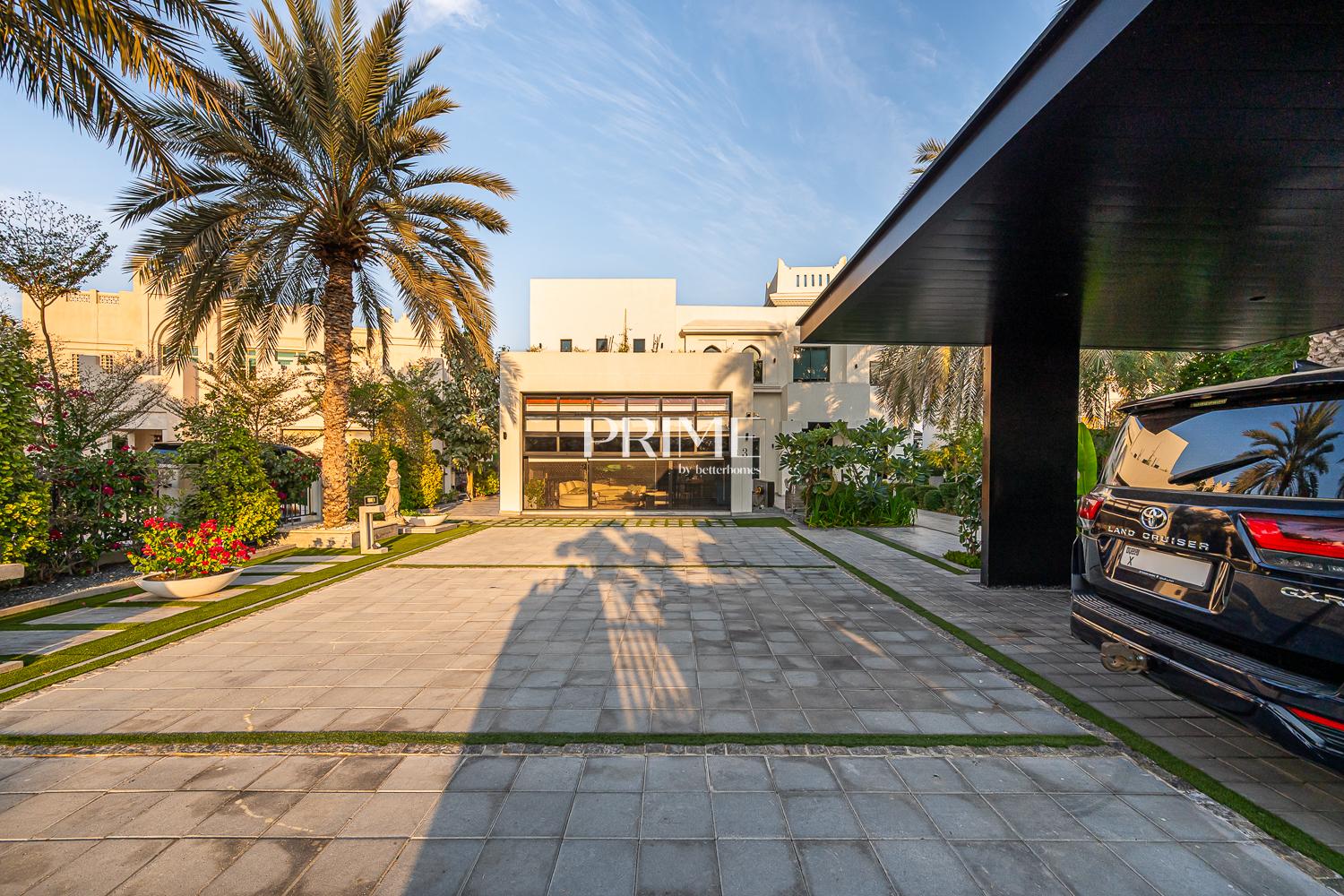4 Bedrooms Villa in Jumeirah Islands