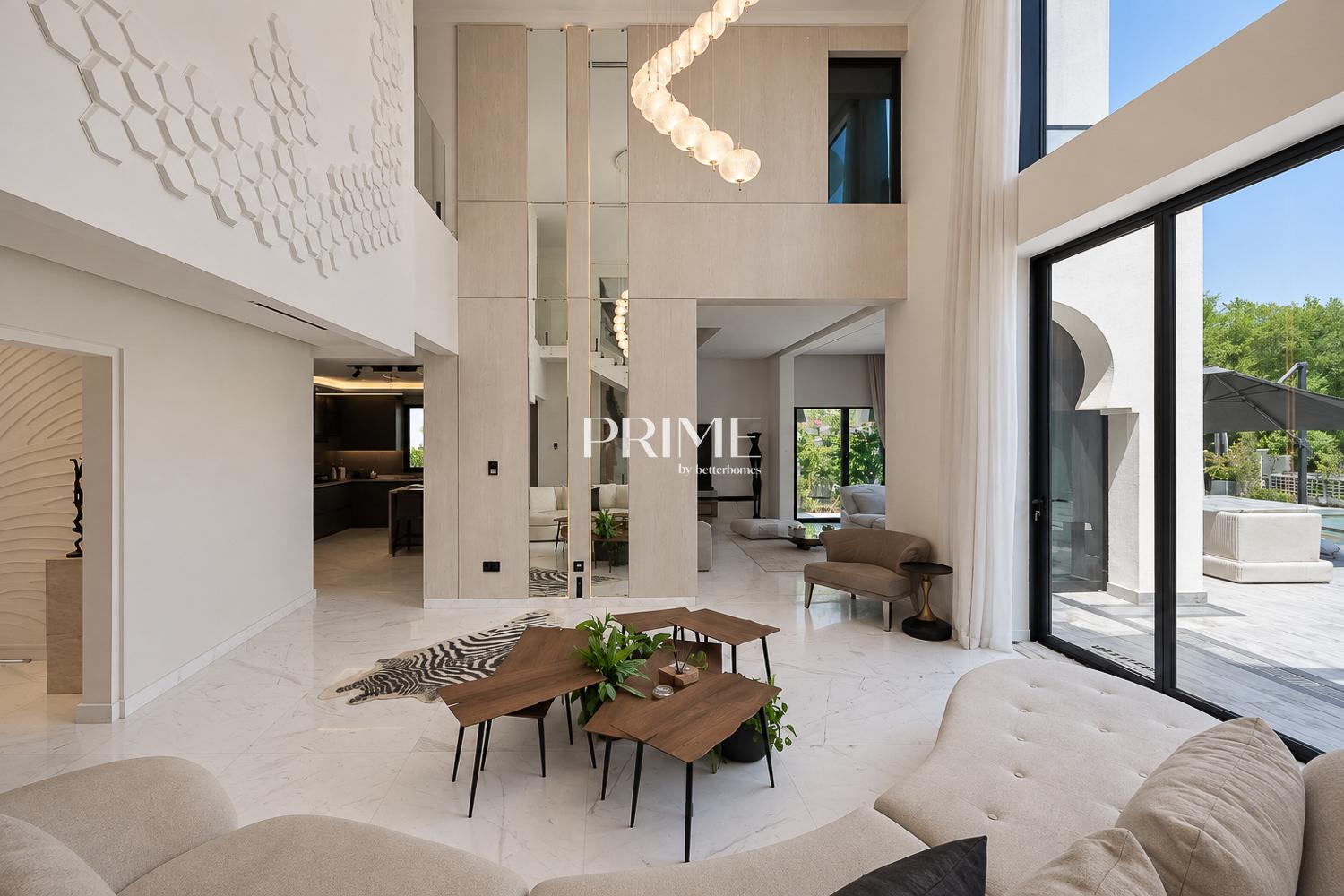 4 Bedrooms Villa in Jumeirah Islands