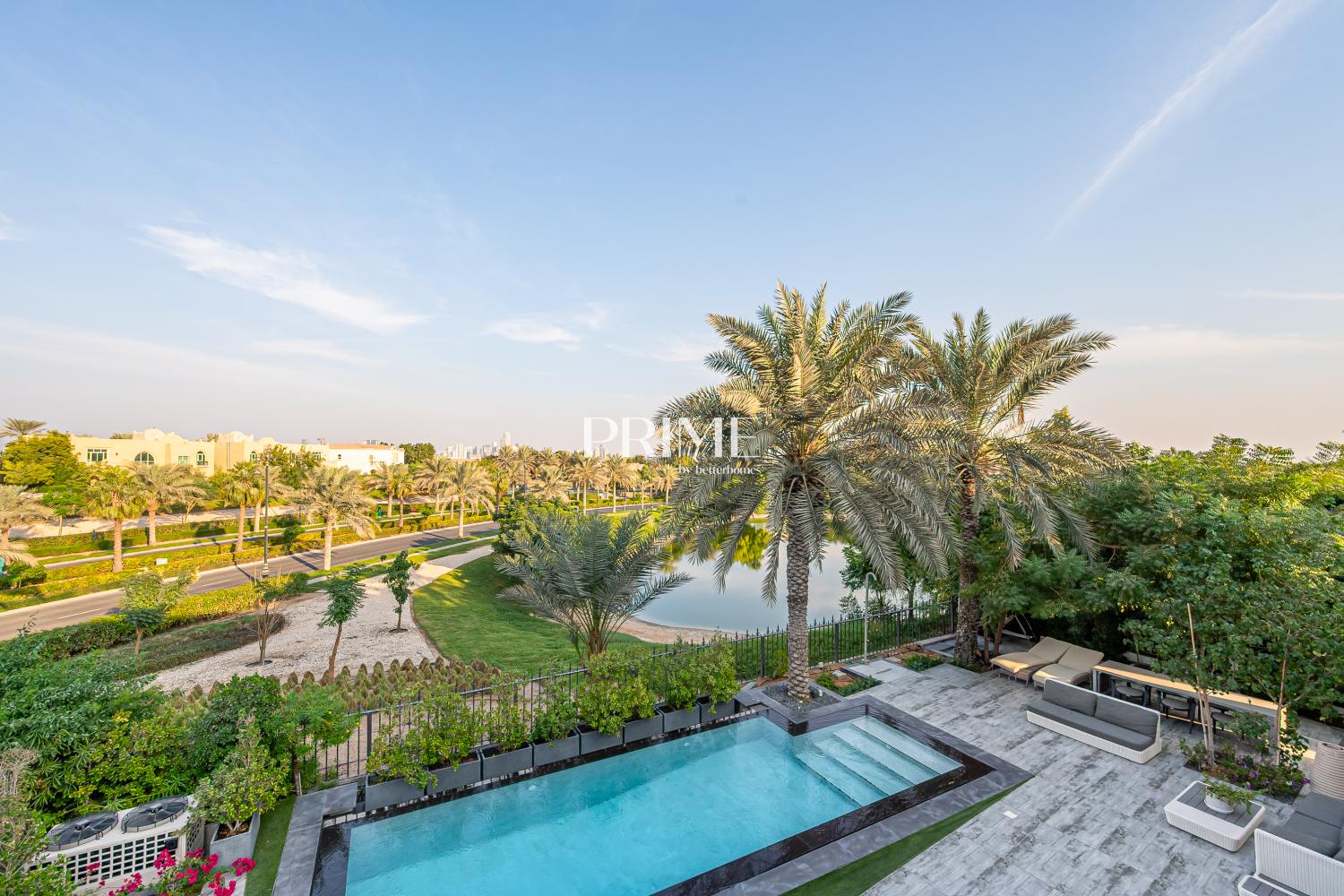 4 Bedrooms Villa in Jumeirah Islands