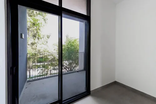 3 Bedrooms Townhouse in Sendian