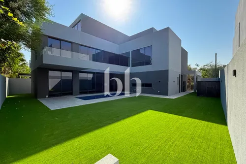 Luxury 5BR Signature Villa | Ready | Higher ROI