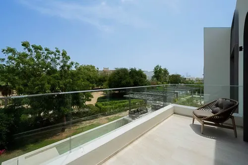 4 Bedrooms Villa in Entertainment Foyer