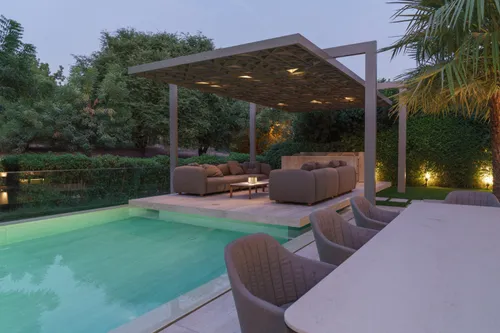 4 Bedrooms Villa in Entertainment Foyer