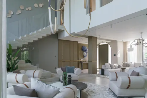 4 Bedrooms Villa in Entertainment Foyer