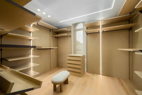 4 Bedrooms Villa in Entertainment Foyer