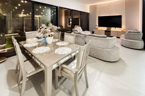 3 Bedrooms Townhouse in Robinia