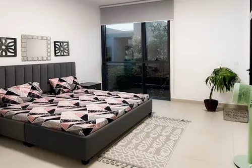 3 Bedrooms Townhouse in Robinia