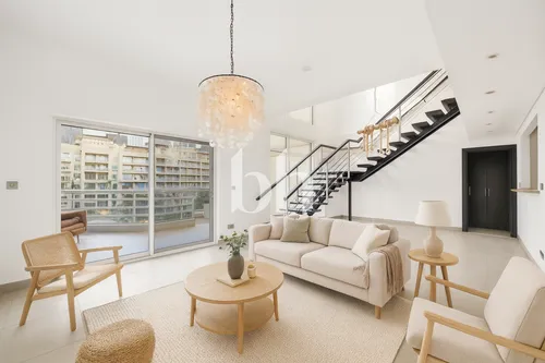 Terraced Duplex | Lake View | Available 1 Dec