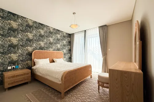 5 Bedrooms Villa in Sun Island