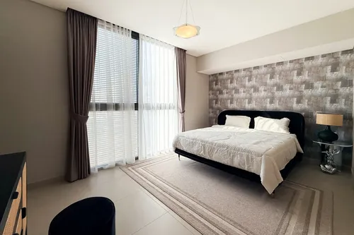 5 Bedrooms Villa in Sun Island