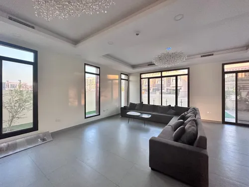 5 Bedrooms Villa in Al Furjan West