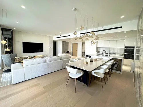 4 Bedrooms Apartment in Le Pont Building 3