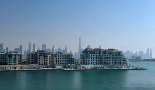 4 Bedrooms Apartment in Le Pont Building 3