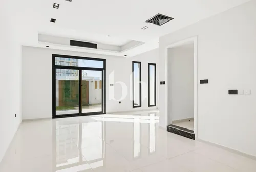 Backing New Park | Vastu | Vacant | New