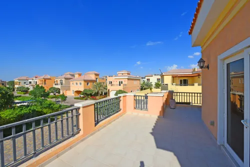 5 Bedrooms Villa in Centro Courtyard 6