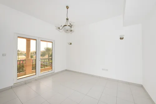 5 Bedrooms Villa in Centro Courtyard 6