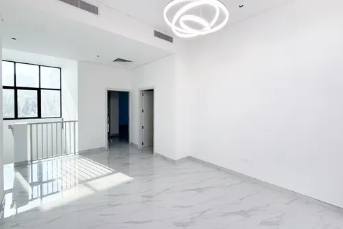 5 Bedrooms Villa in Whitefield 1