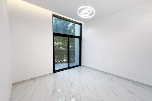 5 Bedrooms Villa in Whitefield 1