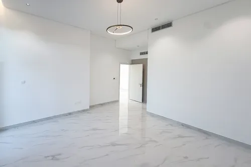 5 Bedrooms Villa in Whitefield 1