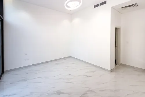 5 Bedrooms Villa in Whitefield 1