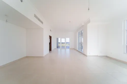 3 Bedrooms Apartment in Ansam 4