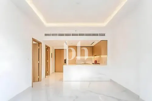 Prime Loction | High Row | Lagoon View