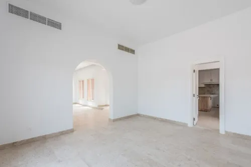 3 Bedrooms Villa in Umm Suqeim 3 Villas