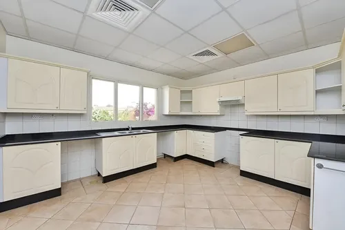 3 Bedrooms Villa in Umm Suqeim 3 Villas