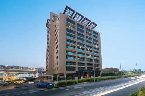 3 Bedrooms Hotel Apartment in Golden Mile 3