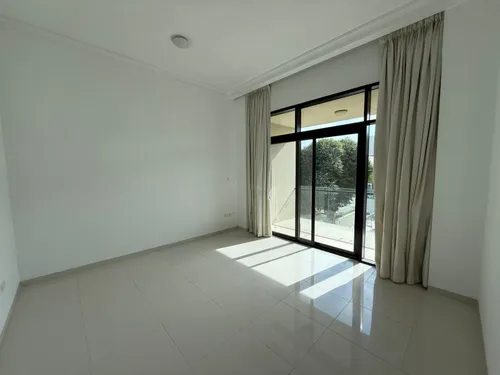 5 Bedrooms Villa in Silver Springs 1