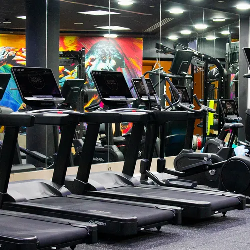 3 Bedrooms Hotel Apartment in Roda Al Murooj