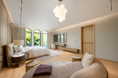 4 Bedrooms Villa in Garden Hall