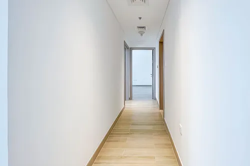 2 Bedrooms Apartment in Waters Edge