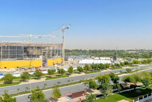 2 Bedrooms Apartment in Waters Edge