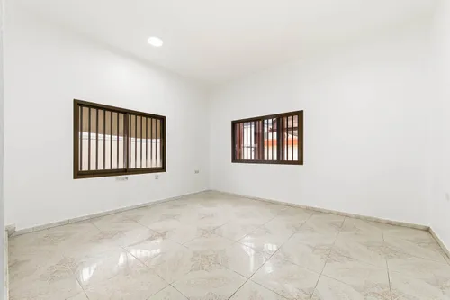 5 Bedrooms Villa in Mirdif Villas