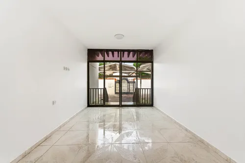 5 Bedrooms Villa in Mirdif Villas