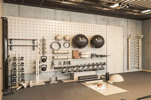 3 Bedrooms Apartment in Repose Residence