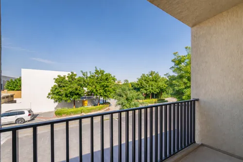 3 Bedrooms Villa in Nasma Residence