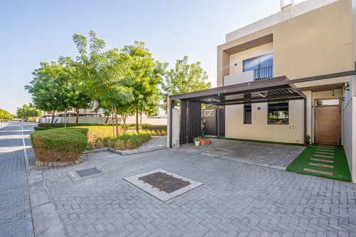 3 Bedrooms Villa in Nasma Residence