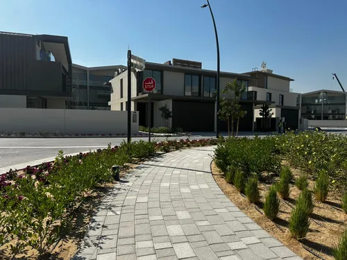 3 Bedrooms Townhouse in Nad Al Sheba Gardens - Phase 2