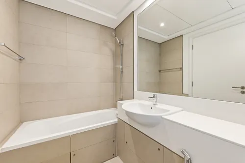 2 Bedrooms Apartment in Expo Village Residences 3E