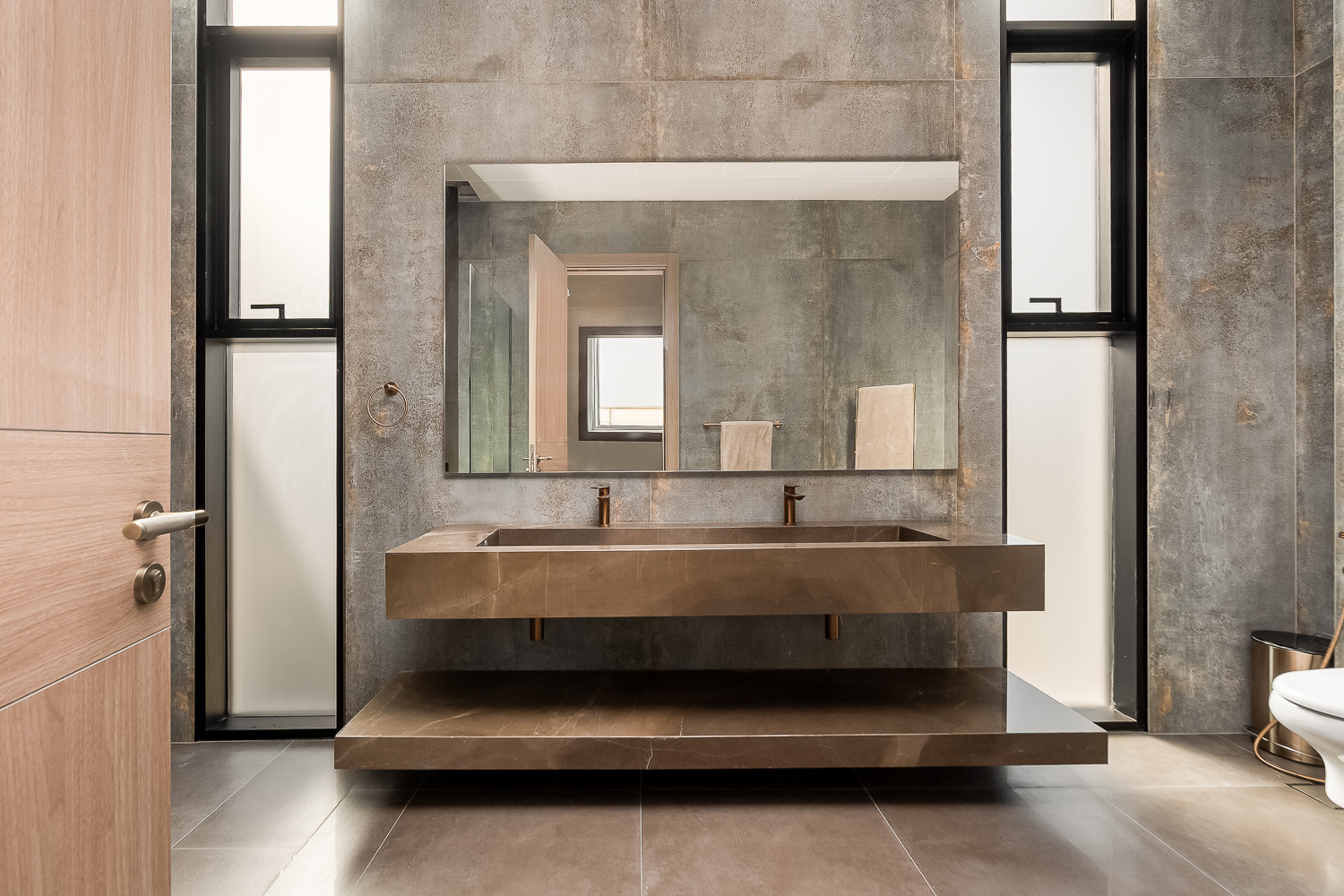 5 Bedrooms Villa in Jumeirah Park Homes