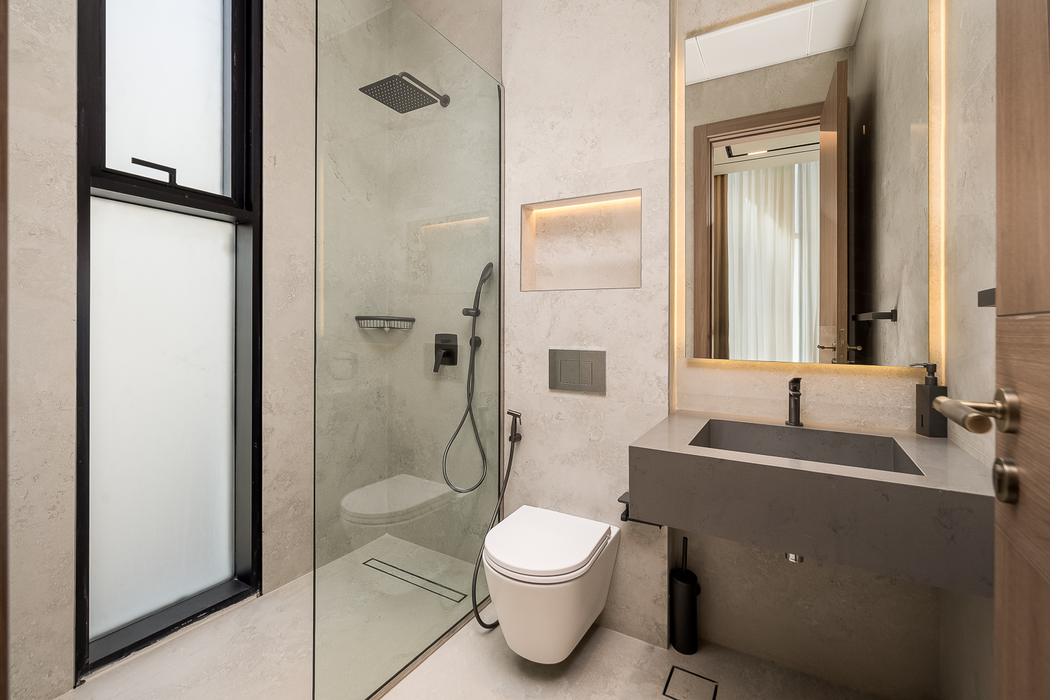 5 Bedrooms Villa in Jumeirah Park Homes