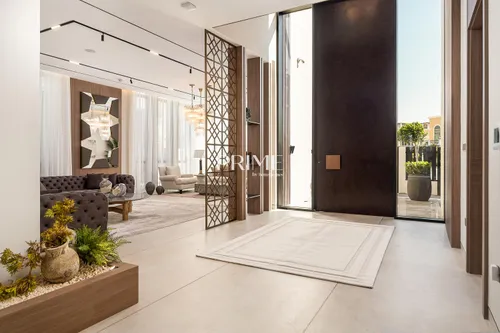 5 Bedrooms Villa in Jumeirah Park Homes