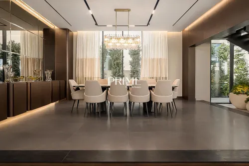 5 Bedrooms Villa in Jumeirah Park Homes