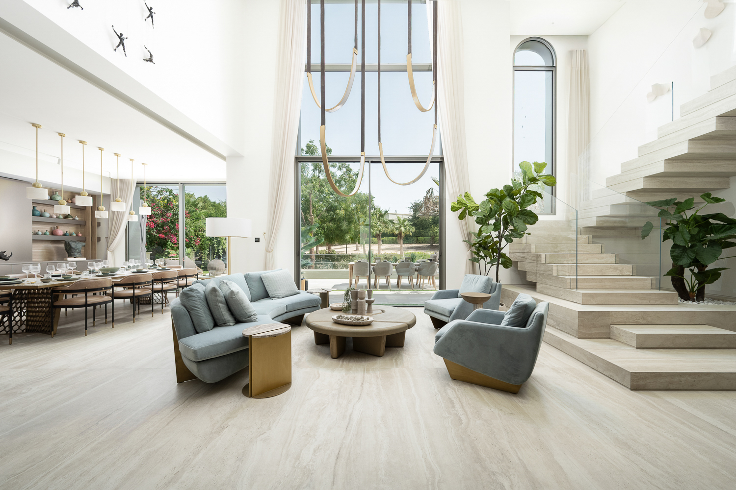 4 Bedrooms Villa in Garden Hall