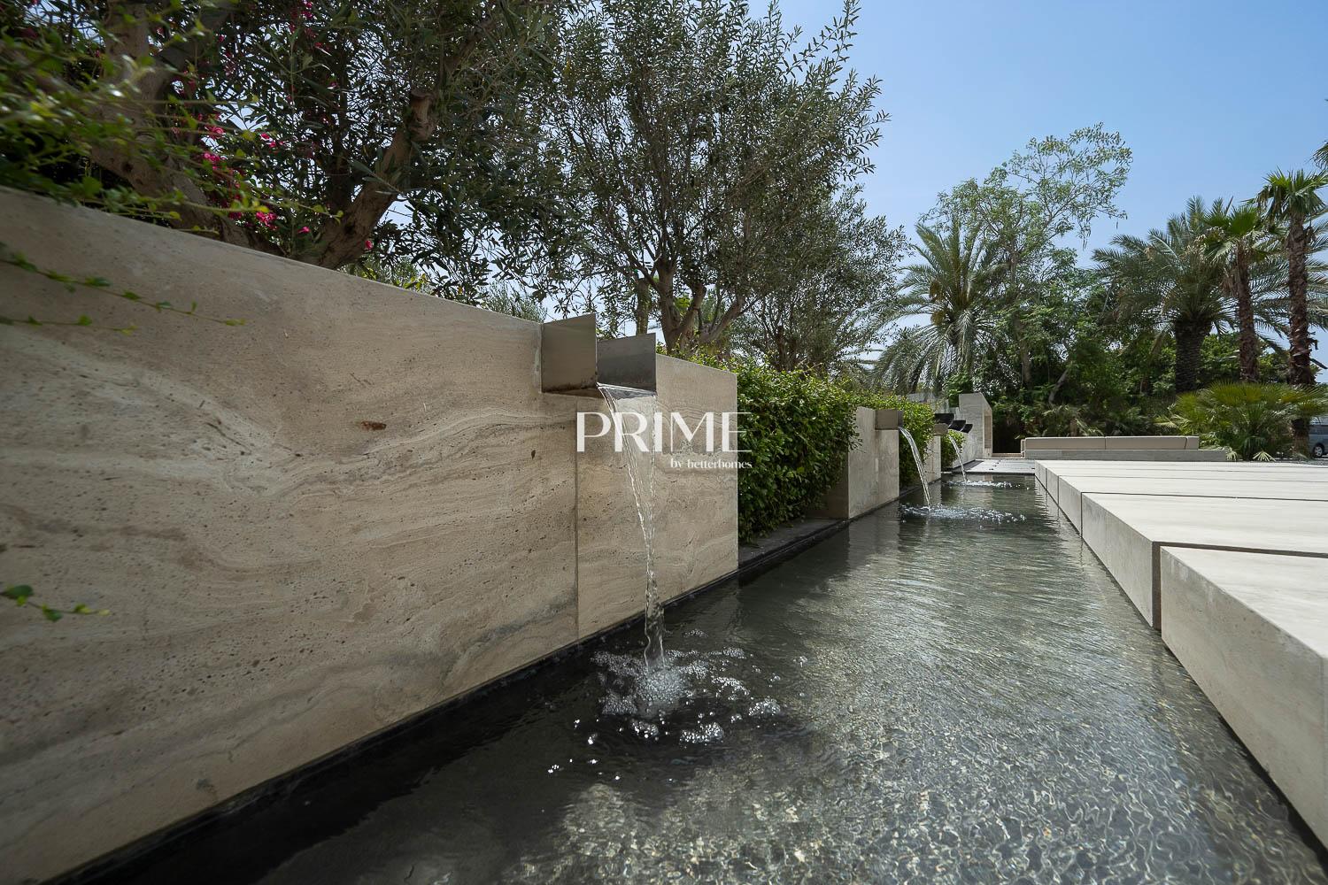 4 Bedrooms Villa in Garden Hall